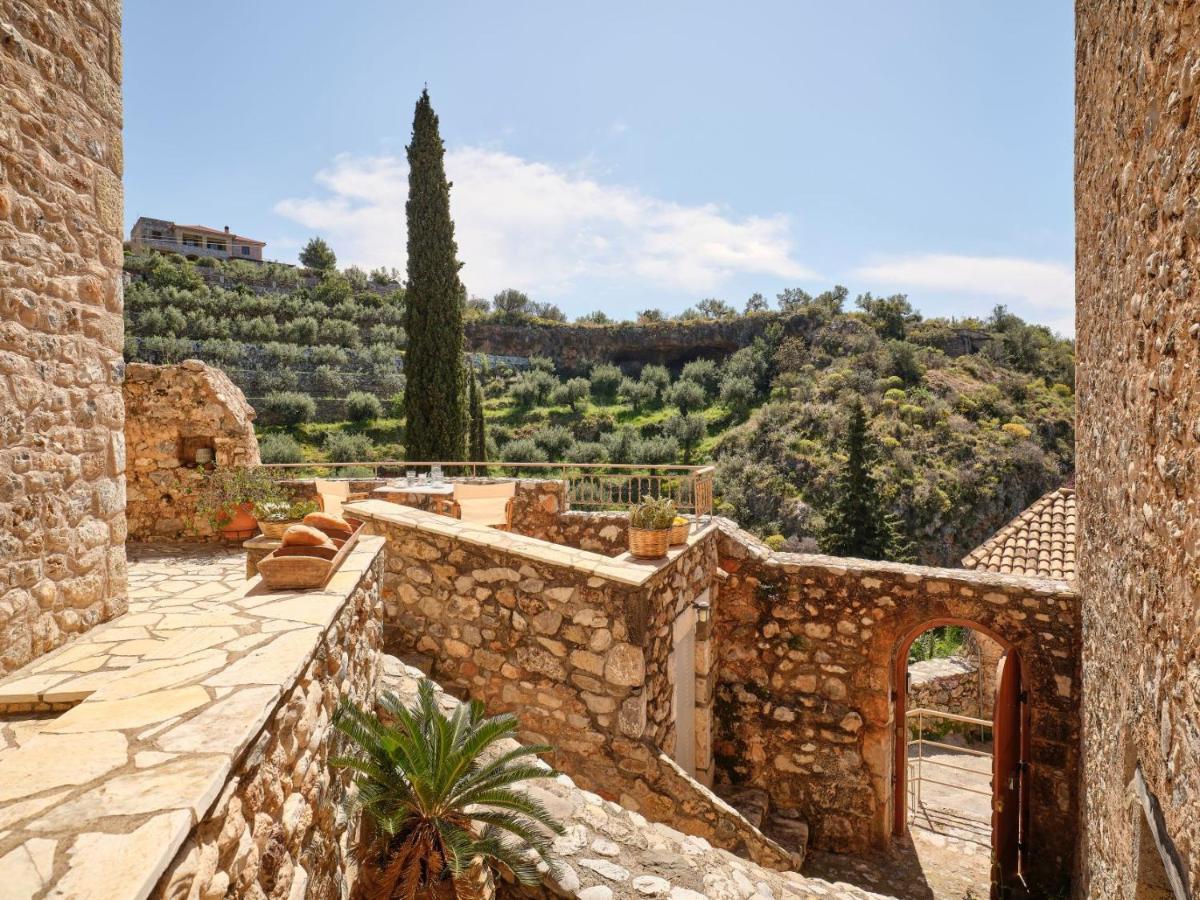 Petreas Castle Holiday home Kardamyli